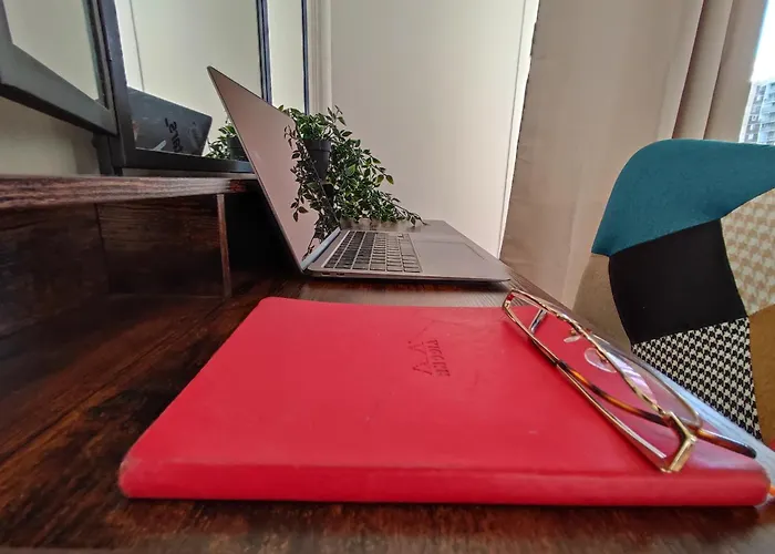 公寓 Spacious, Comfortable, Serene *